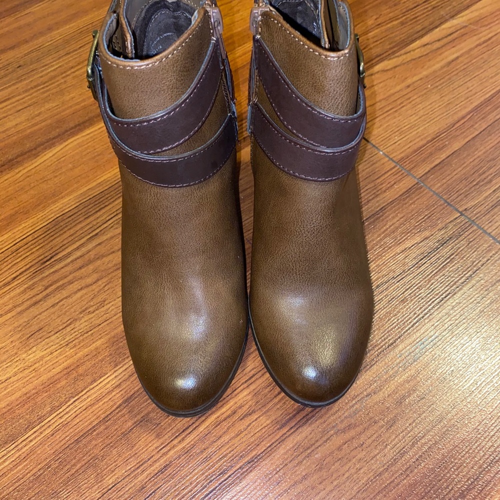 Brown boots